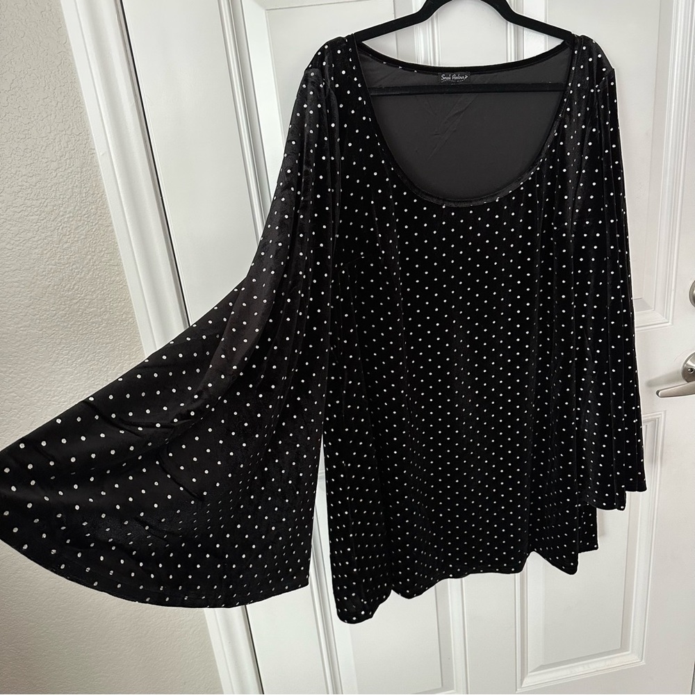 Unique Vintage black dress